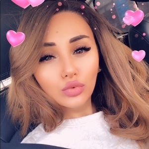 Meet your Posher, Leyla